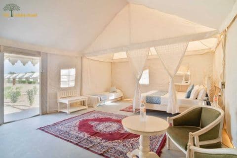 Deluxe Tent image 1